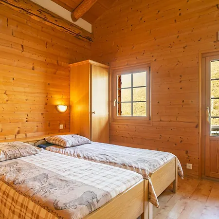 Naulaz By Interhome בקתה